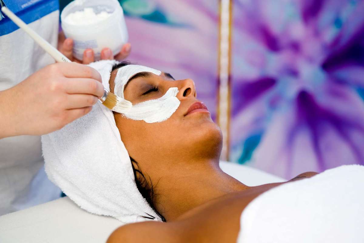 Schönheits Behandlungen Schönheits Behandlungen